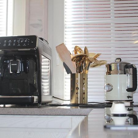 Heritage House Nida With 2 Bedrooms & Free Parking Dış mekan fotoğraf